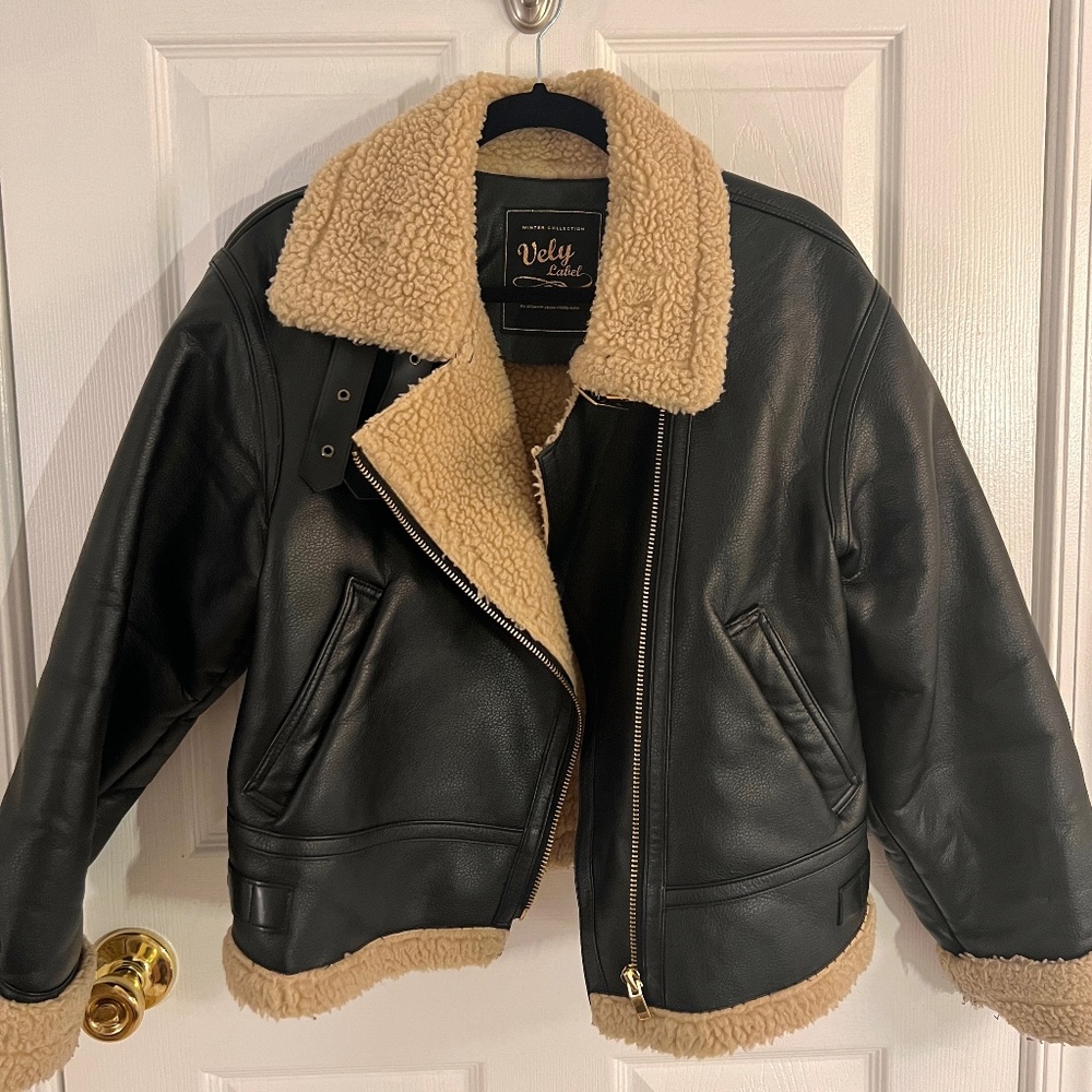 Shearling jacket - Picture 8 of 8